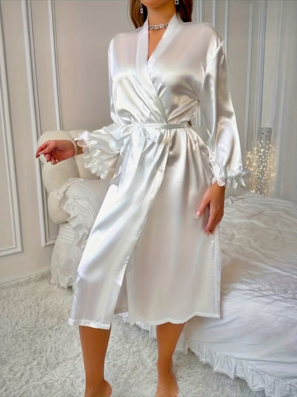 New Women’s White Satin Lace Trim Long Robe Nightgown XL